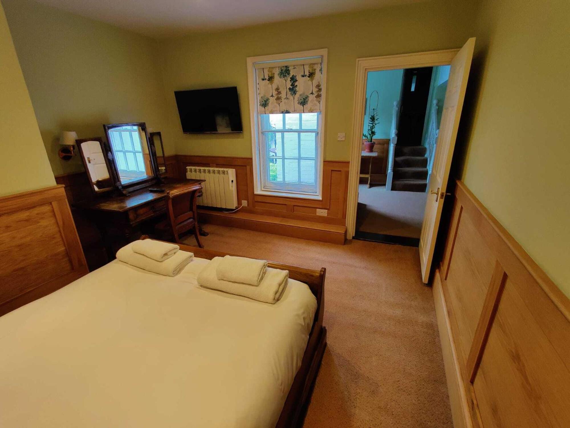 The Crown Hotel Framlingham Room photo